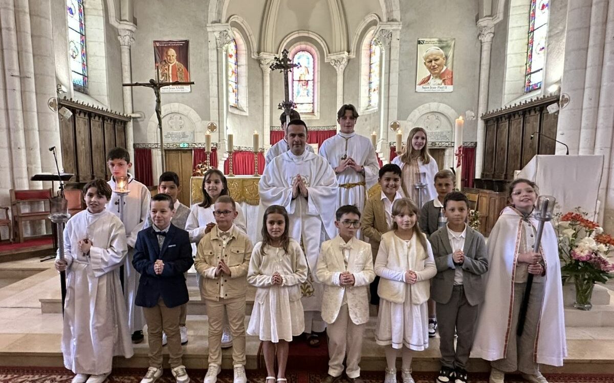 Homélie du jeudi de l&rsquo;Ascension et 1ères communions à St Florent et La Chaize
